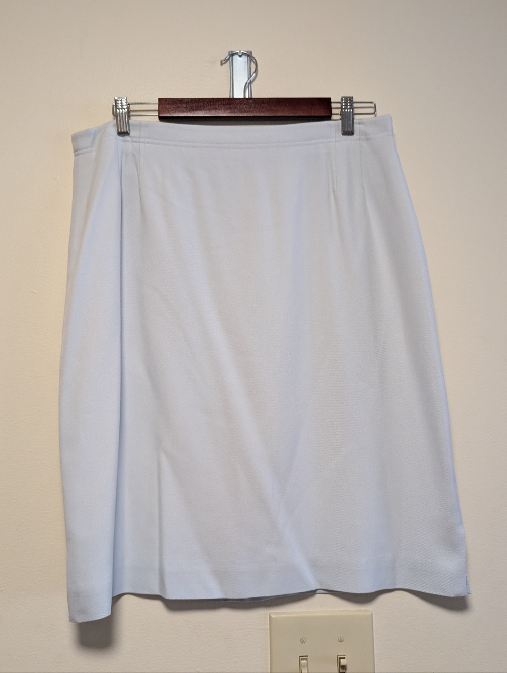 Liz Claiborne Collection Silk Skirt Light Blue Size 16 Lined